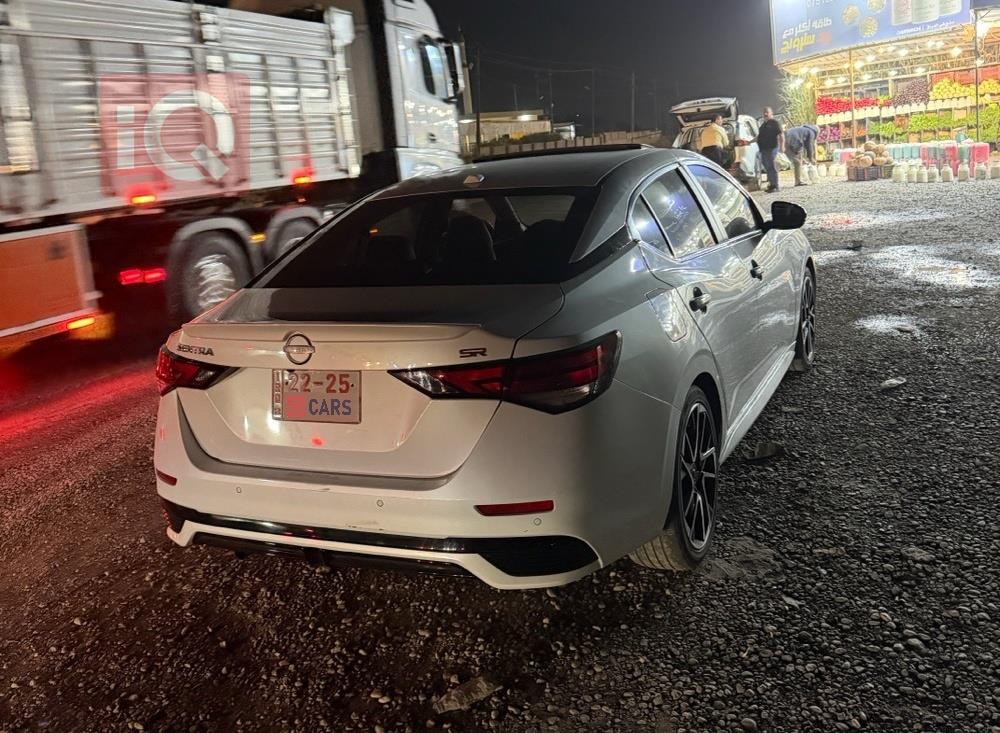 نیسان سێنترا